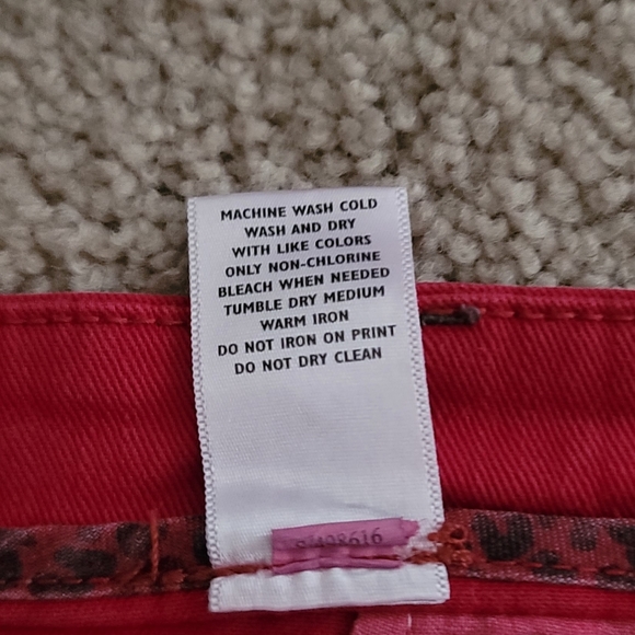 Old Navy Women's ♥️ Red Stretch Jeans the Sweetheart fit-size 16 - Picture 5 of 6